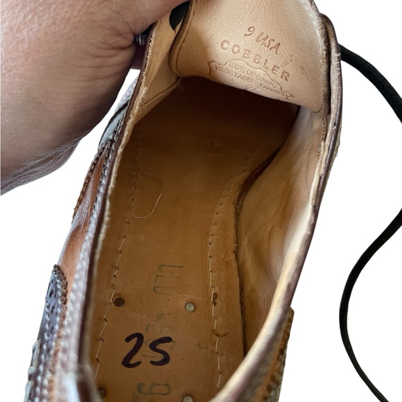 Bed Stu Cobbler Two-Tone Brown and Tan Oxfords - Picture 10 of 11